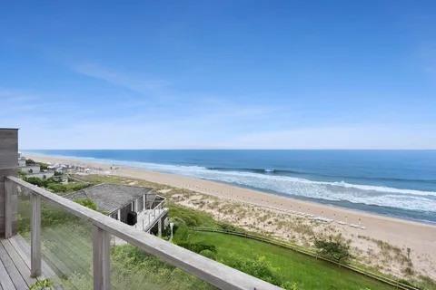 $3,950,000 | 272 Old Montauk Highway, Unit 805, Montauk, NY 11954