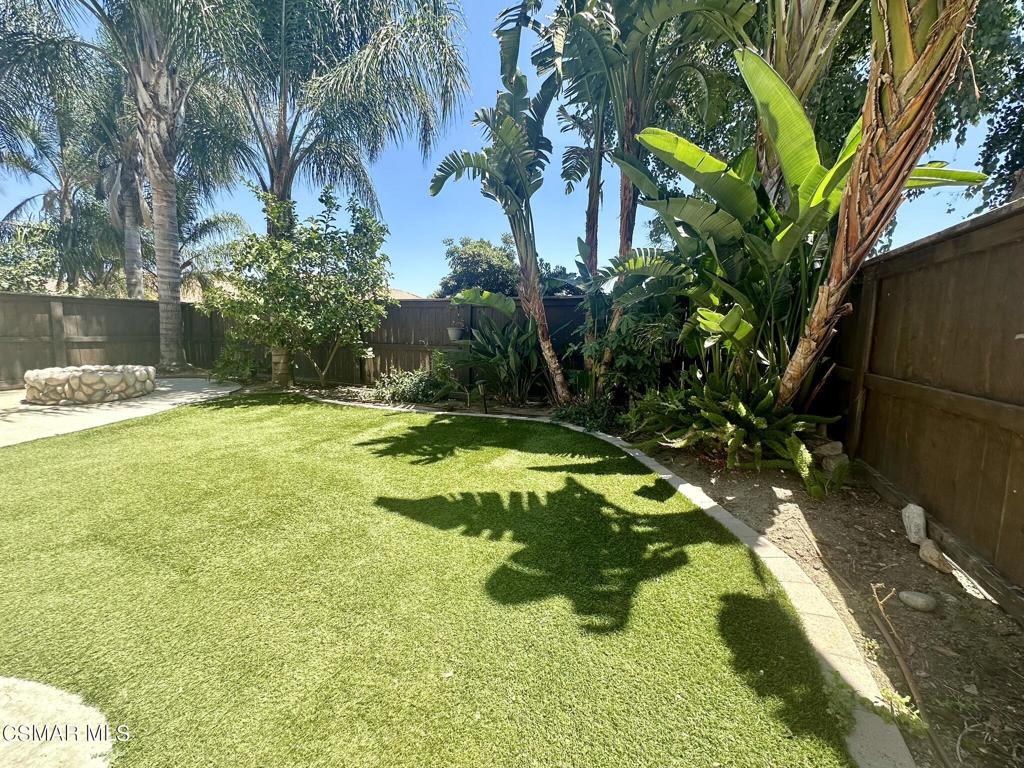 111 Macademia Lane Simi Valley, CA 93065 - Photo 15 of 38 a swimming pool with lounge chair