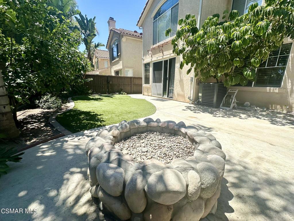 111 Macademia Lane Simi Valley, CA 93065 - Photo 17 of 38 a view of a yard of the house