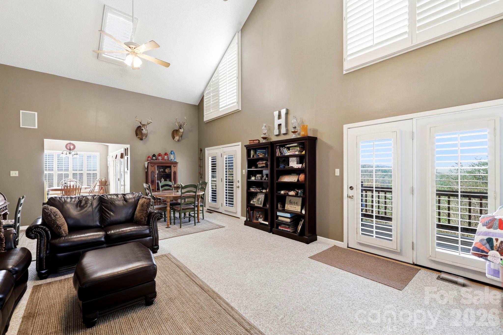 1489 Round Mountain Road Brevard, NC 28712 - Photo 7 of 48