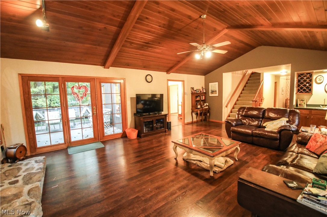 9595 Mentor Road Chardon, OH 44024 - Photo 8 of 35