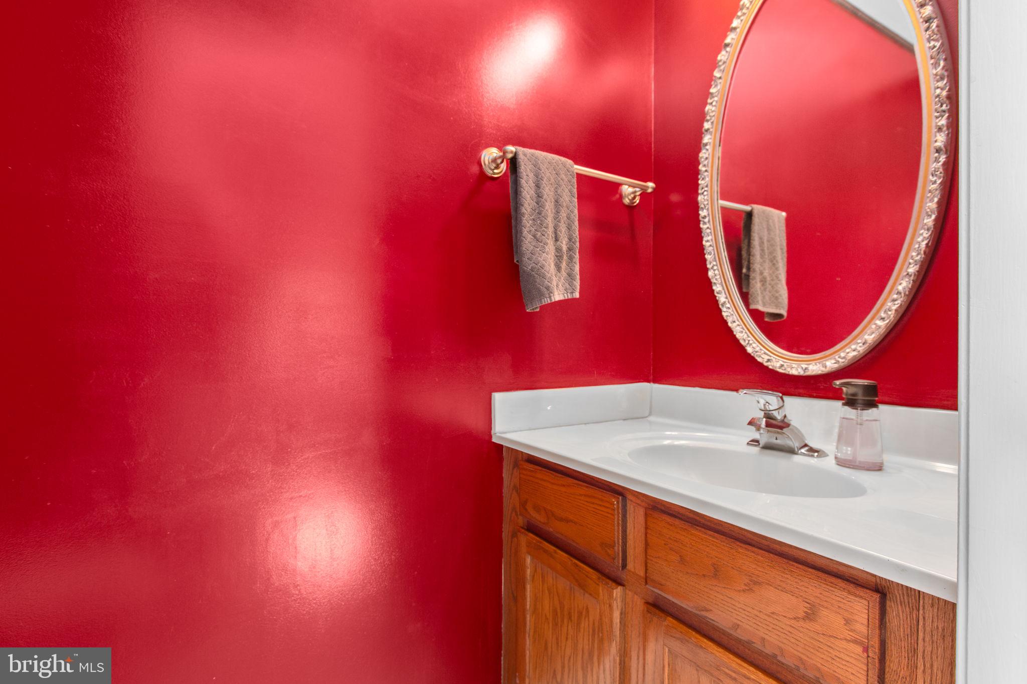 5825 Morris Road Spotsylvania, VA 22551 - Photo 31 of 120 Powder room on the main level