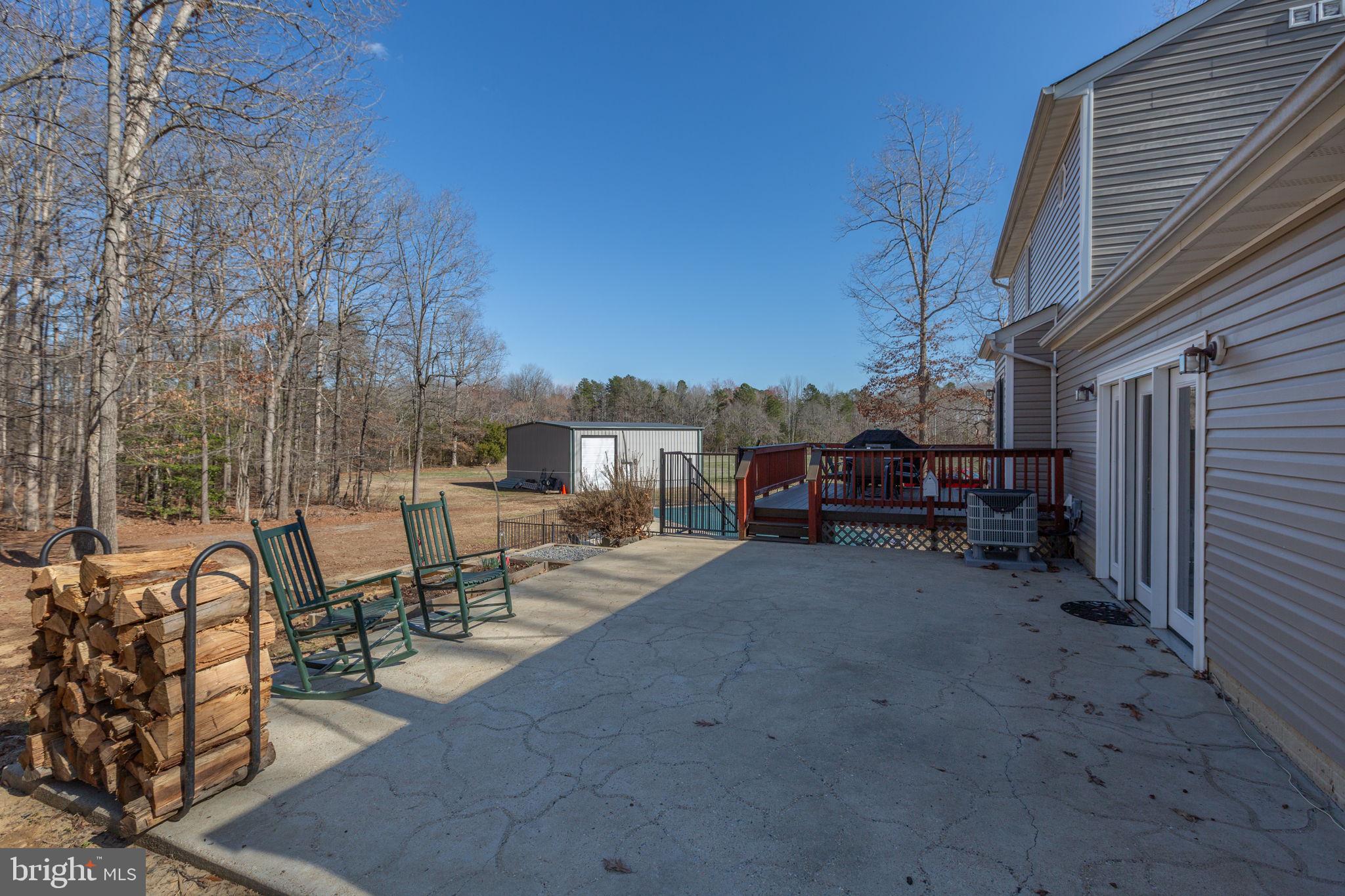 5825 Morris Road Spotsylvania, VA 22551 - Photo 58 of 120 Back patio