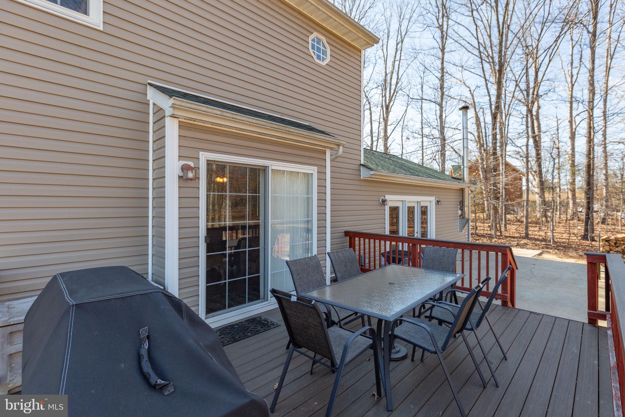 5825 Morris Road Spotsylvania, VA 22551 - Photo 60 of 120 Back deck