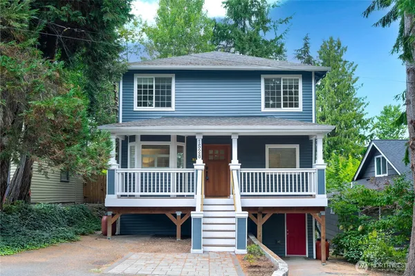 $1,092,000 | 1528 Northeast 97th Street, Seattle, WA 98115
