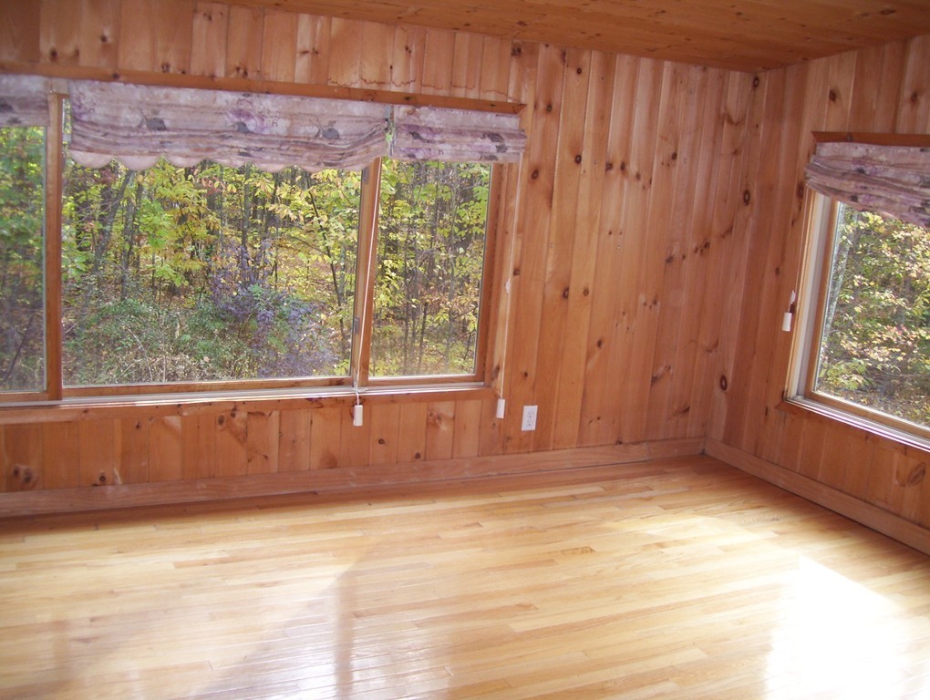 910 Old Keene Road Athol, MA 01331 - Photo 12 of 29 Gallery Image 12