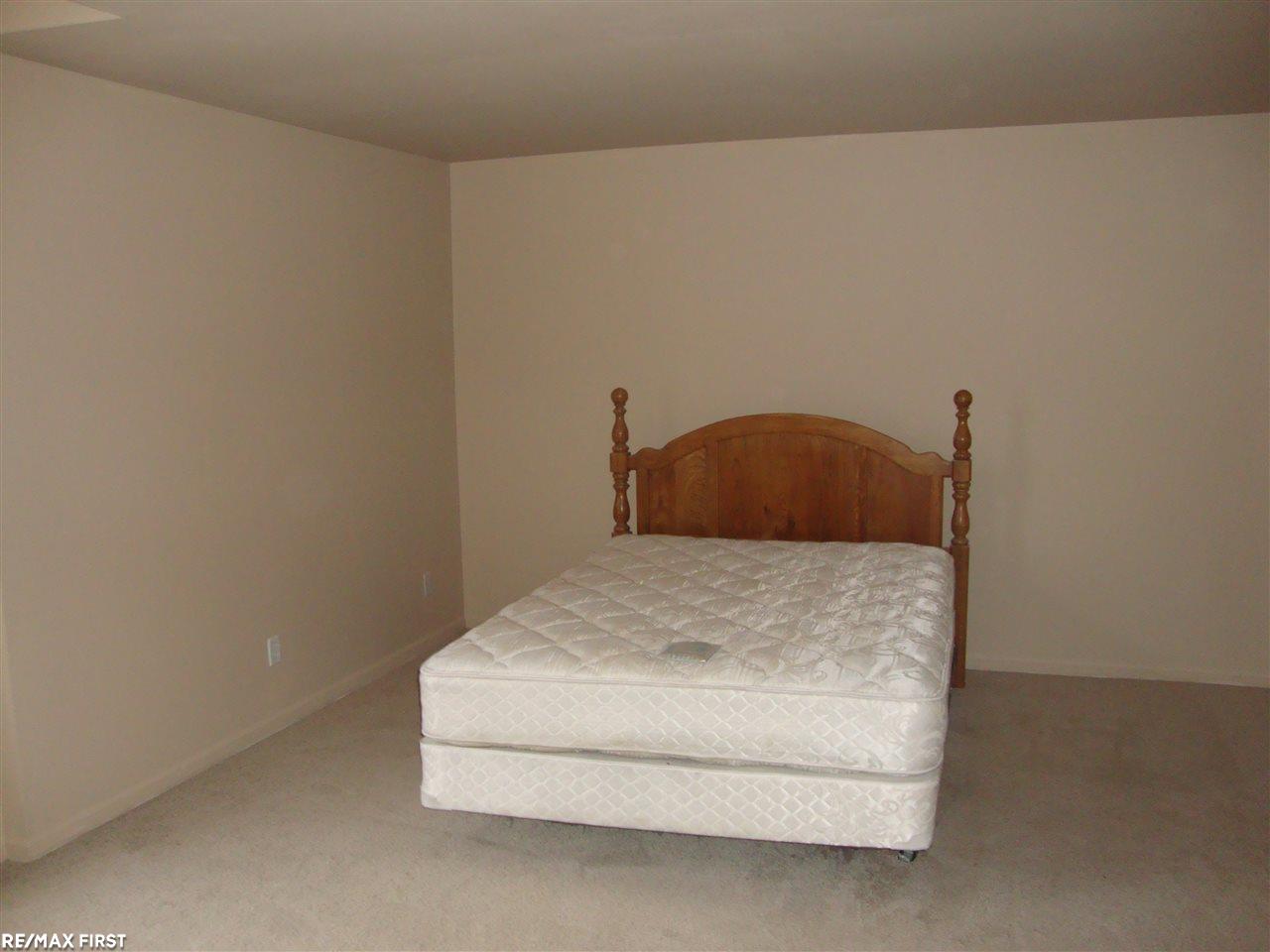 3633 Oakmonte Boulevard Rochester, MI 48306 - Photo 7 of 21