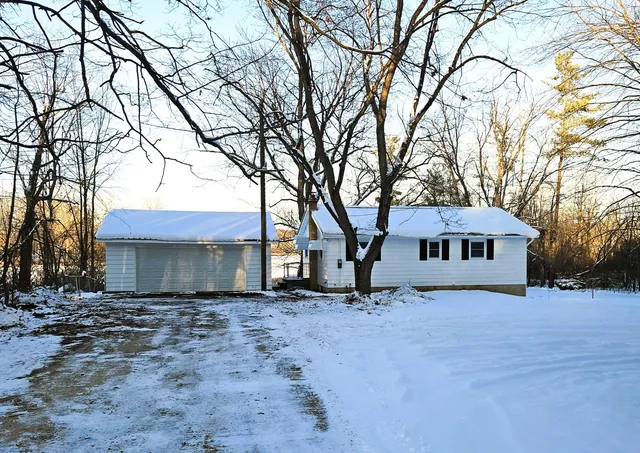 $300,000 | 4725 East Sager Road, Hastings, MI 49058