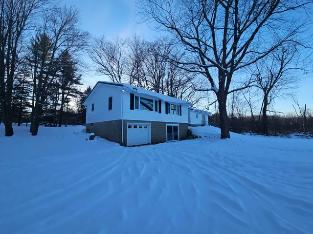 $300,000 | 4725 East Sager Road, Hastings, MI 49058