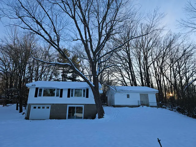 $300,000 | 4725 East Sager Road, Hastings, MI 49058