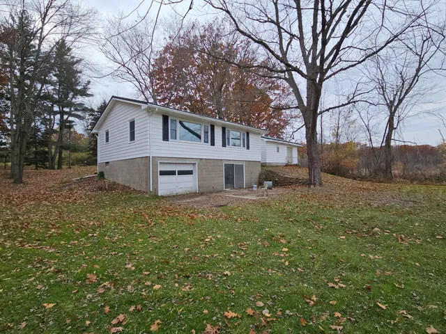 $300,000 | 4725 East Sager Road, Hastings, MI 49058