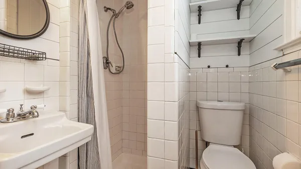 $315,000 | 146 North Avenue, Mount Clemens, MI 48043