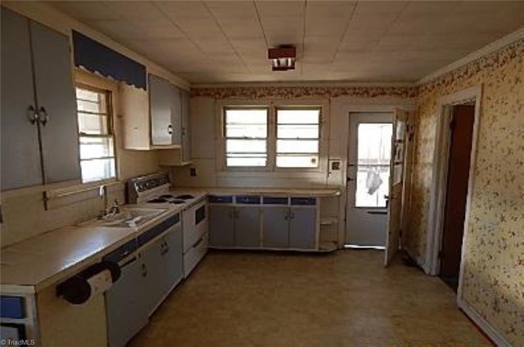314 Von Ruck Road Eden, NC 27288 - Photo 3 of 9 Gallery Image 3