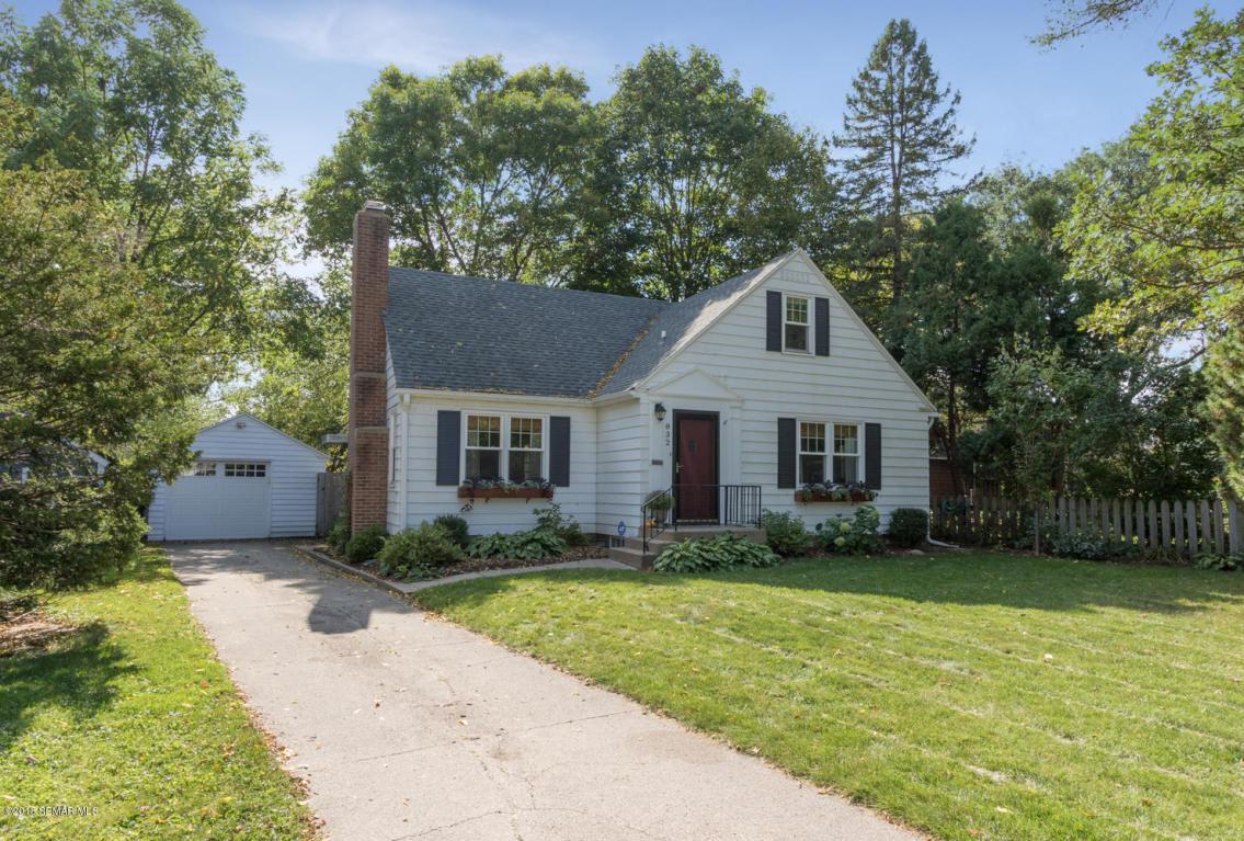 832 10 1/2 Street Southwest Rochester, MN 55902 - Photo 2 of 46