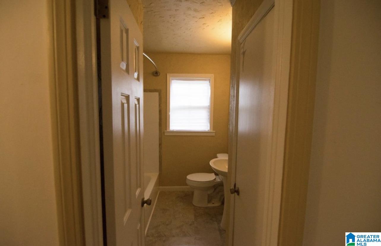 1064 40th Street Birmingham, AL 35218 - Photo 8 of 9
