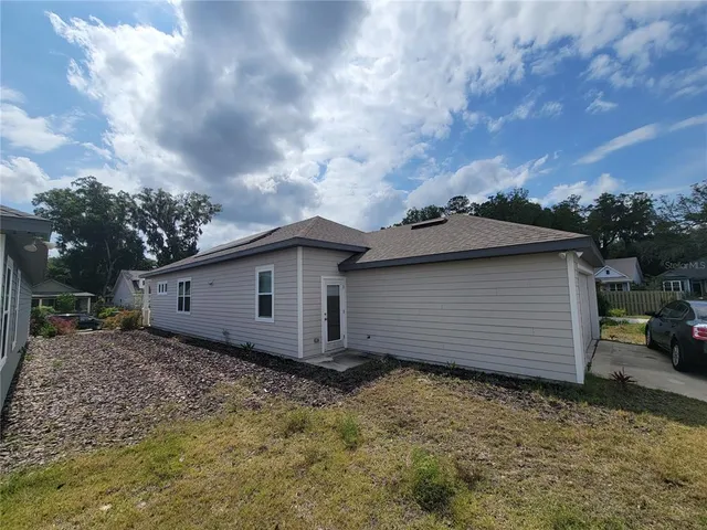 $2,300 | 6323 Southwest 47th Terrace, Gainesville, FL 32608