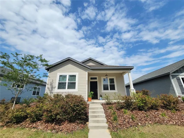 $2,300 | 6323 Southwest 47th Terrace, Gainesville, FL 32608