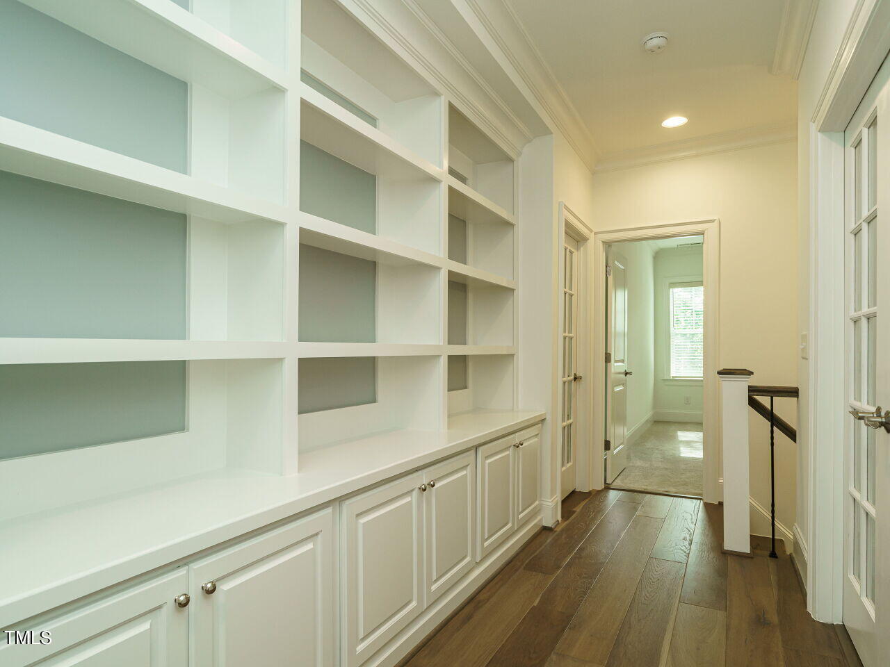 4405 Boxwood Road Raleigh, NC 27612 - Photo 28 of 58 Upstairs Hallway