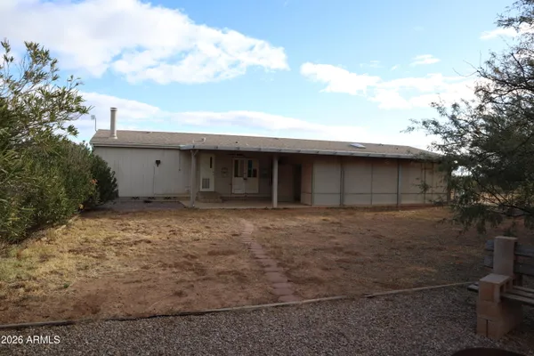$274,000 | 8600 East Ellsworth Lane, Hereford, AZ 85615