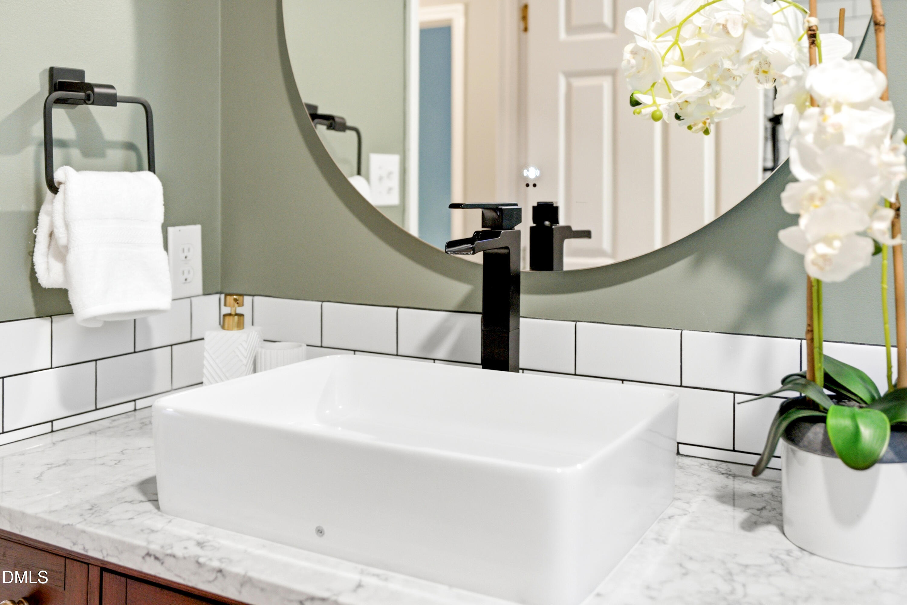 8112 Morgans Way Raleigh, NC 27615 - Photo 17 of 30 2nd Full Bathroom