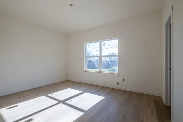 $359,900 | 2510 Oxford Avenue, Fort Worth, TX 76106