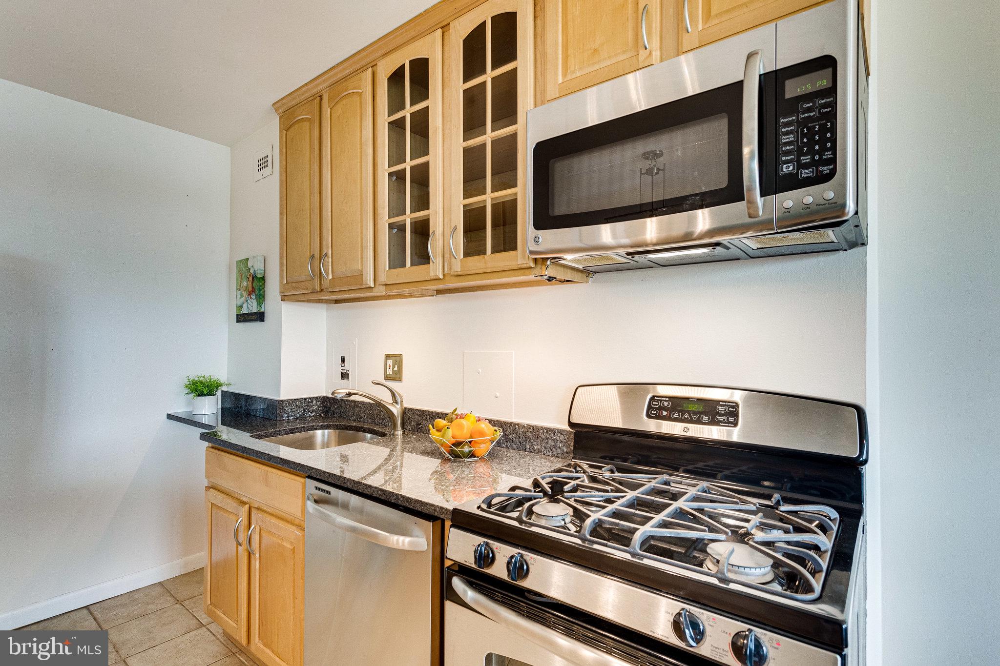 1200 South Arlington Ridge Road, Unit 718 Arlington, VA 22202 - Photo 14 of 30