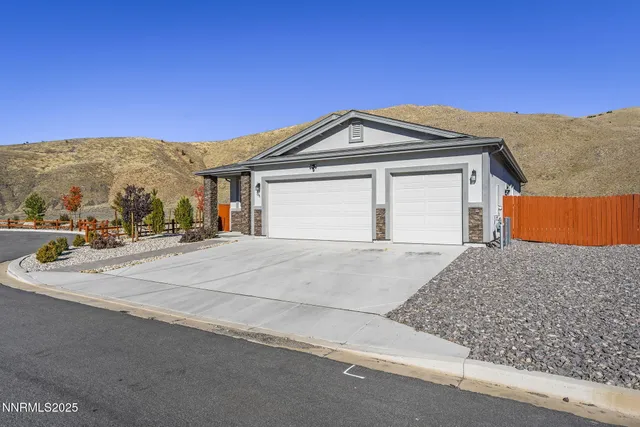 a view of a house with a outdoor space