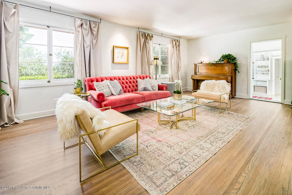 1336 Inverness Drive Pasadena, CA 91103 - Photo 13 of 42 a living room with furniture and a window
