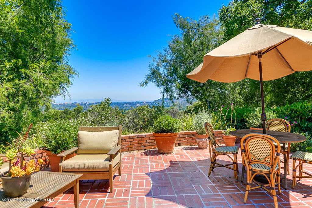 1336 Inverness Drive Pasadena, CA 91103 - Photo 9 of 42