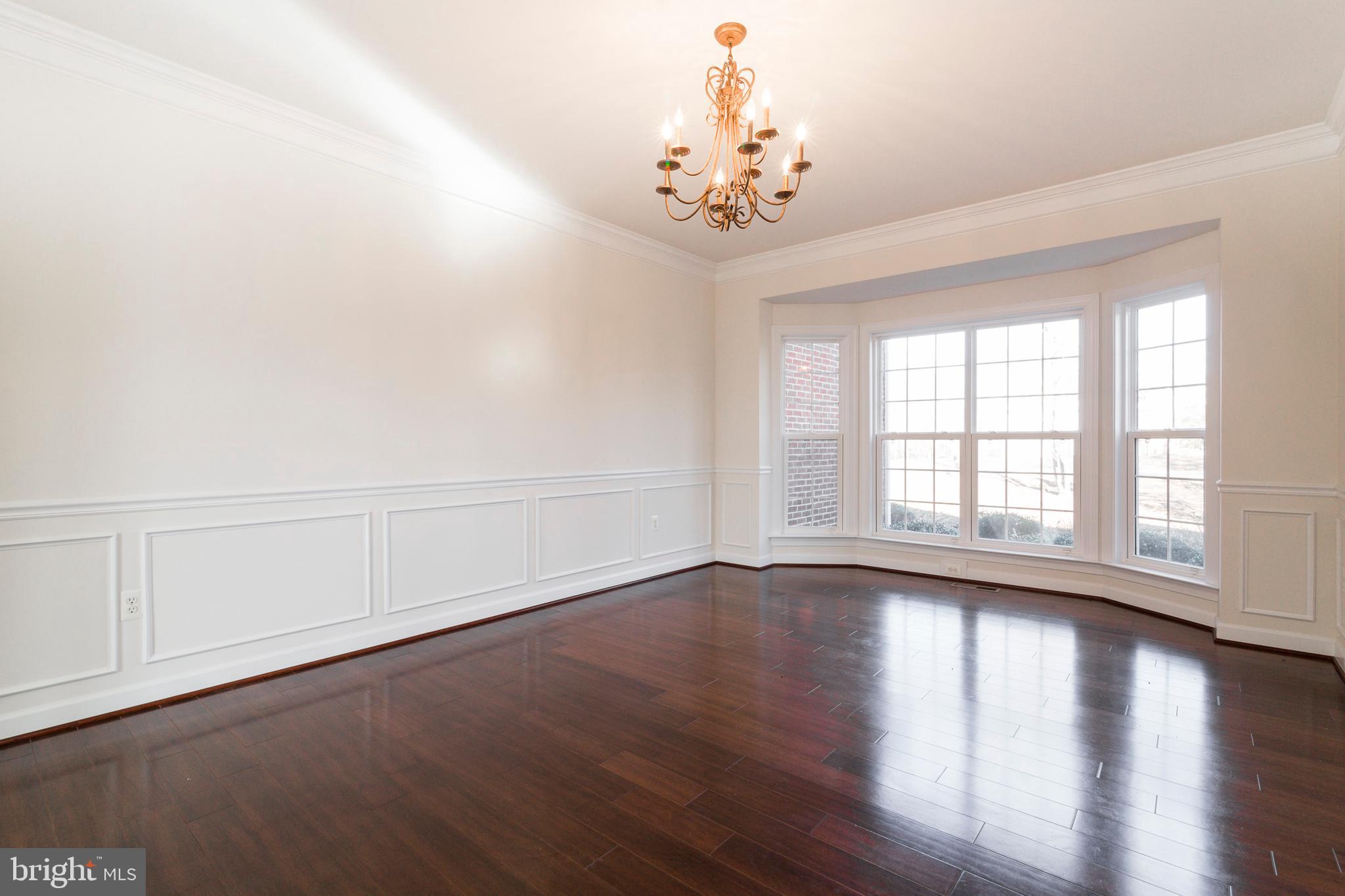 1076 Decatur Road Stafford, VA 22554 - Photo 5 of 37 Gallery Image 5