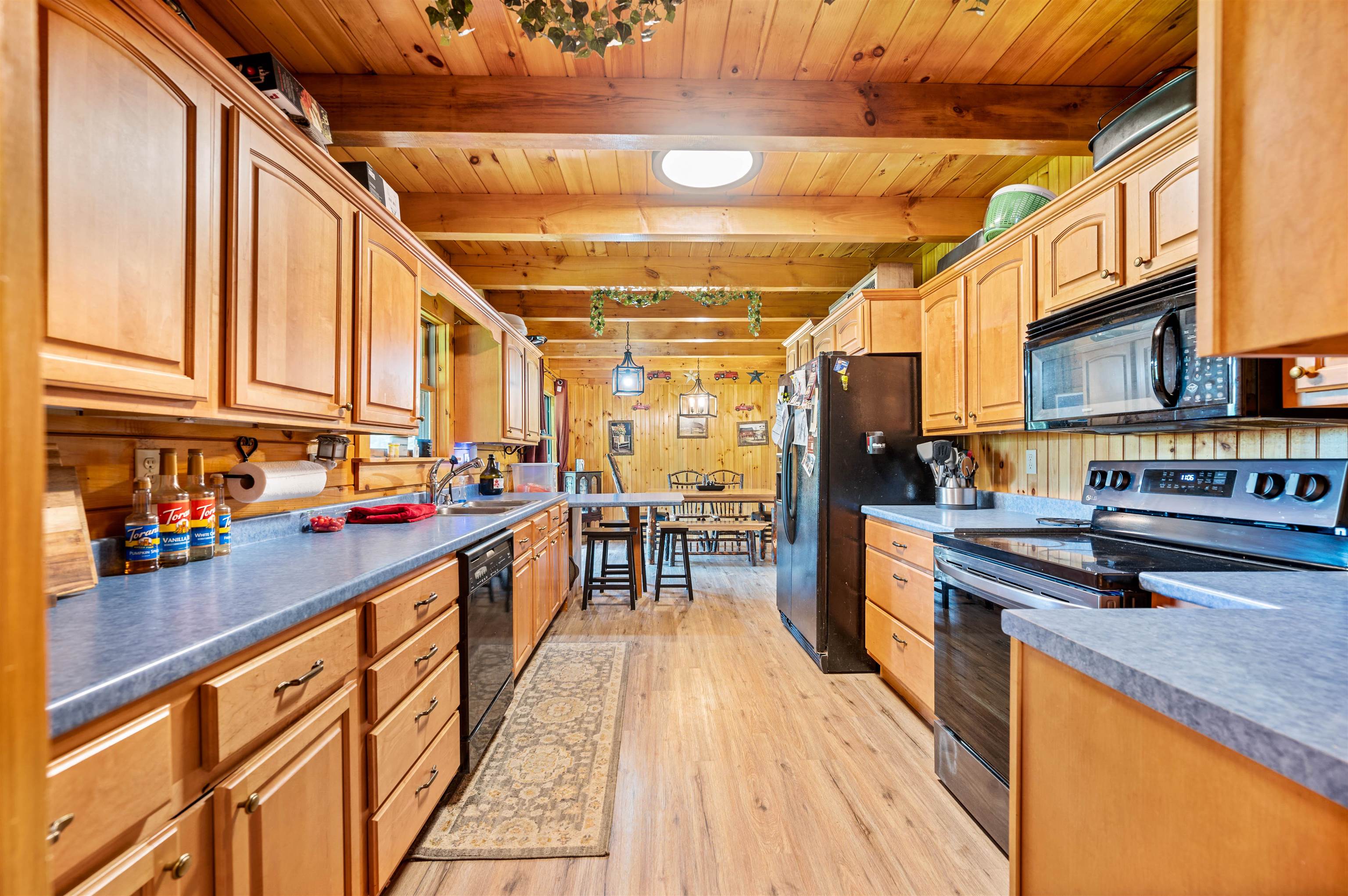 27 Griggs Road Barre, VT 05641 - Photo 8 of 48