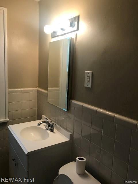 15521 Charles R Avenue Eastpointe, MI 48021 - Photo 21 of 84 Charles R (81).jpg