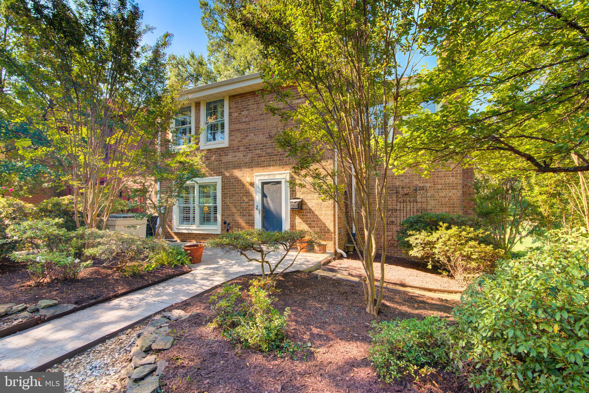 All Brick end unit splendor