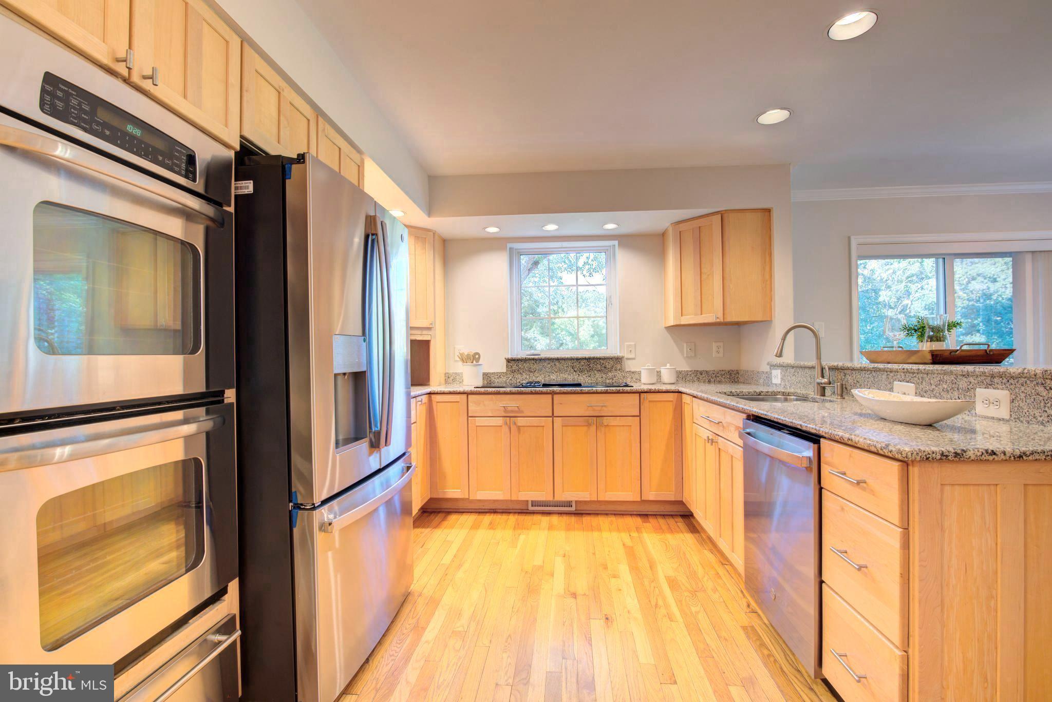 2128 Golf Course Drive Reston, VA 20191 - Photo 12 of 105 Open kitchen with a view!
