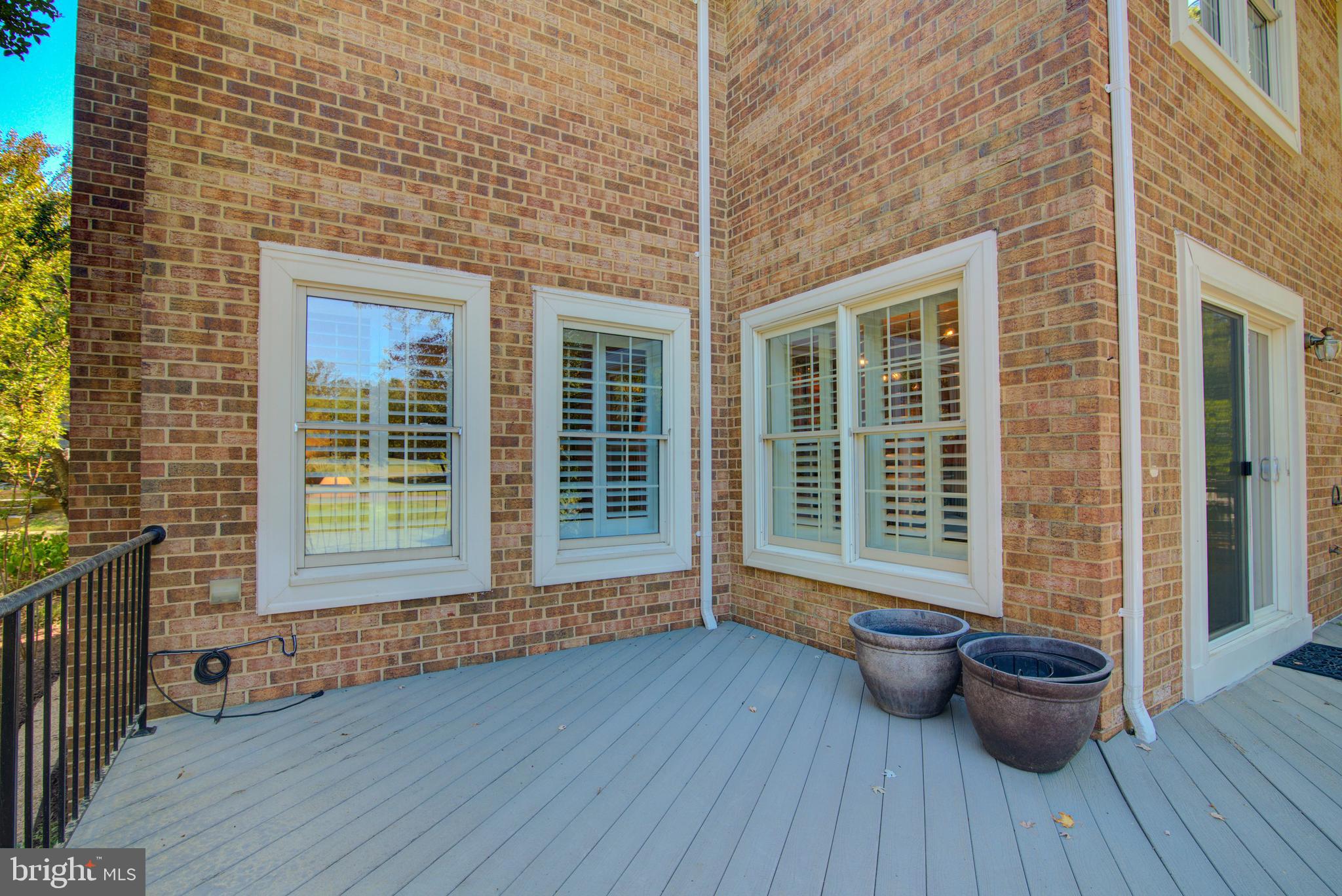 2128 Golf Course Drive Reston, VA 20191 - Photo 23 of 105 Corner of deck