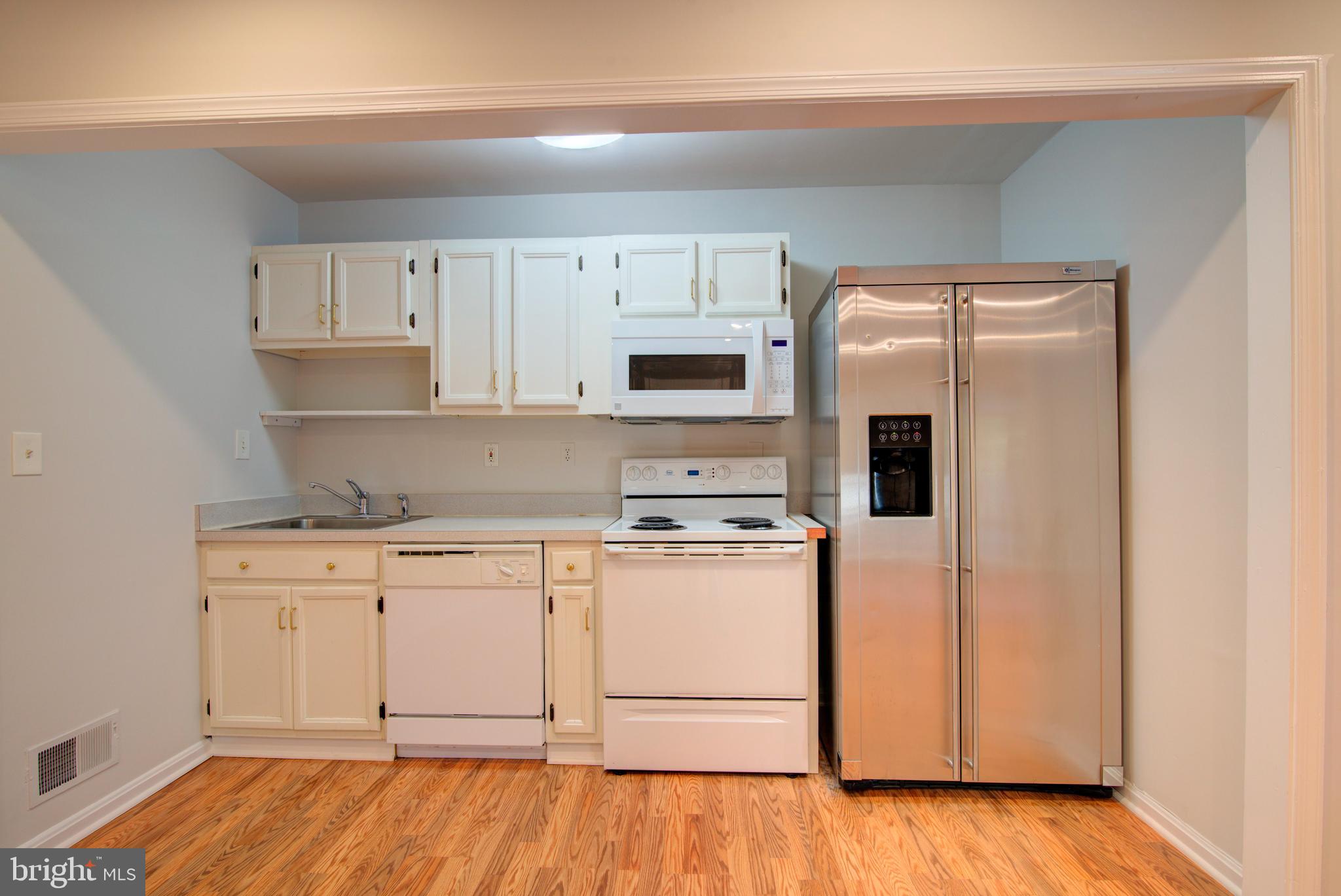 2128 Golf Course Drive Reston, VA 20191 - Photo 60 of 105 Full kitchen
