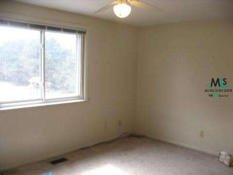 925 Heights Road Lake Orion, MI 48362 - Photo 7 of 10 325965-6.JPG