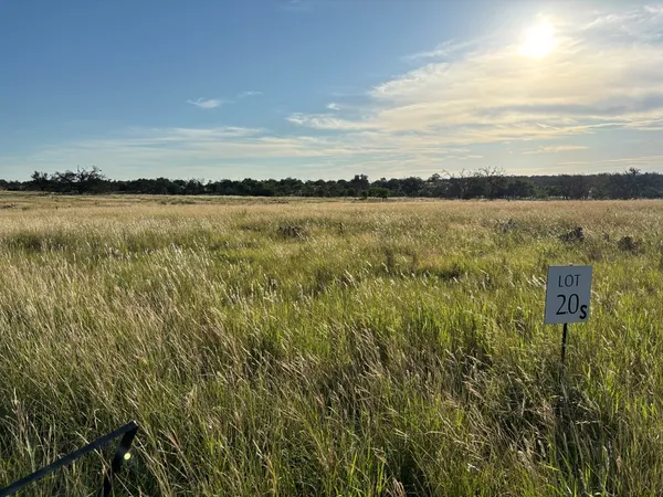 $142,500 | 183 Lipan Loop, Unit 20, Harper, TX 78631