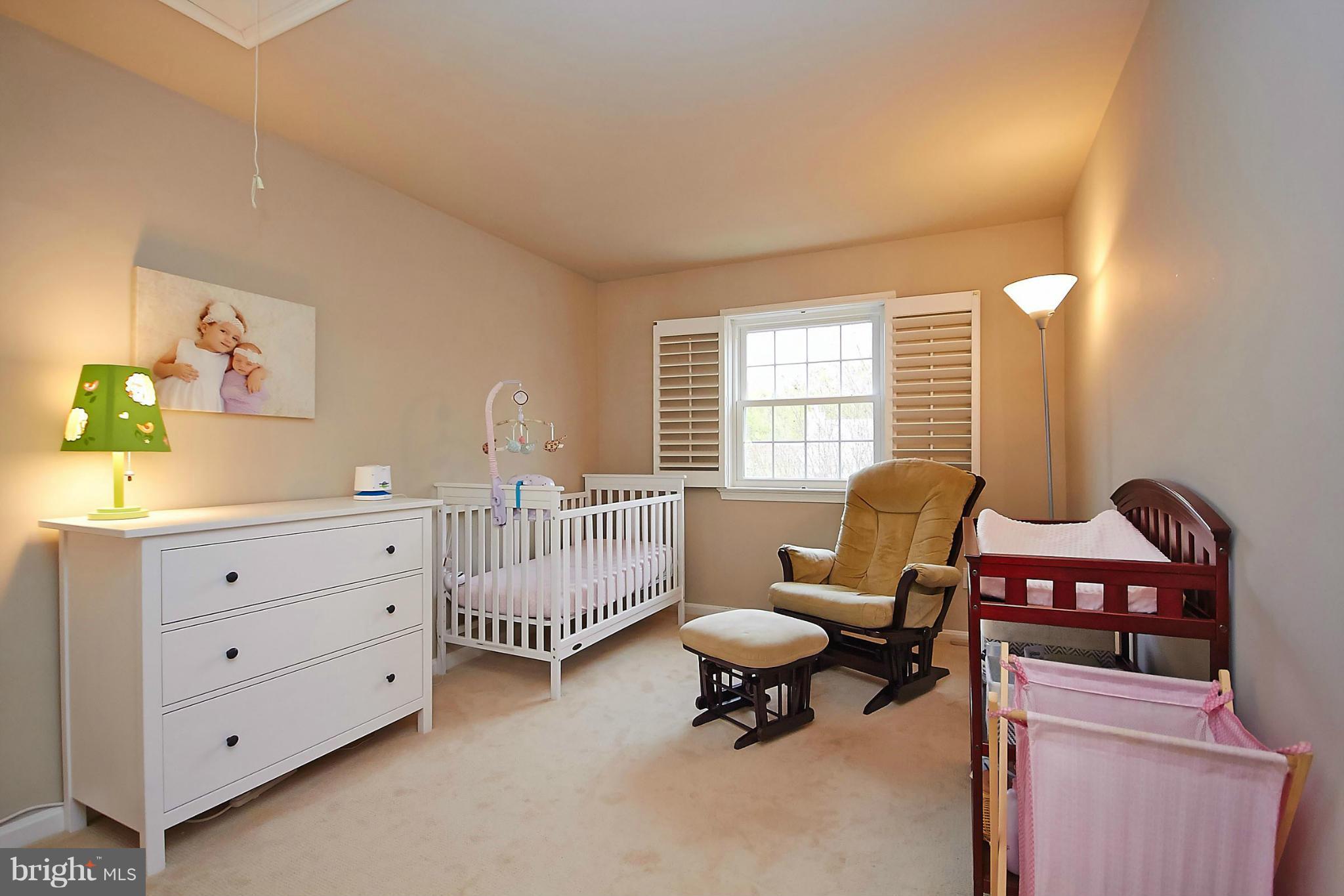 1124 Kensington Road McLean, VA 22101 - Photo 16 of 29 Bedroom