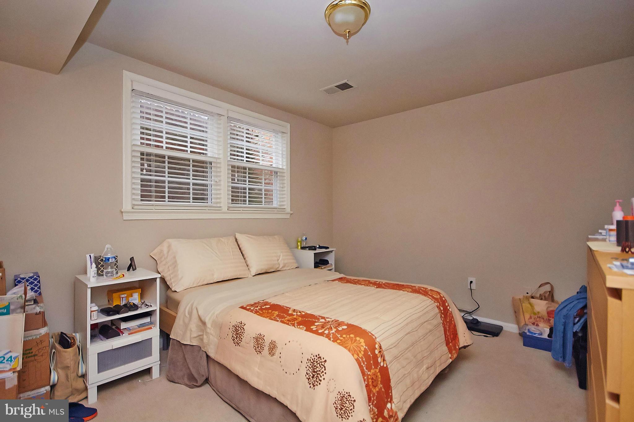 1124 Kensington Road McLean, VA 22101 - Photo 23 of 29 Bedroom
