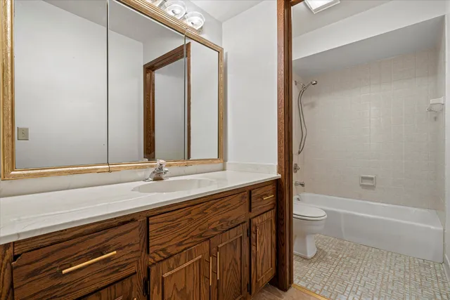 $122,900 | 3239 South 58th Street, Unit 310, Milwaukee, WI 53219