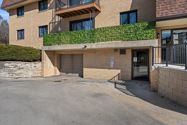 $122,900 | 3239 South 58th Street, Unit 310, Milwaukee, WI 53219