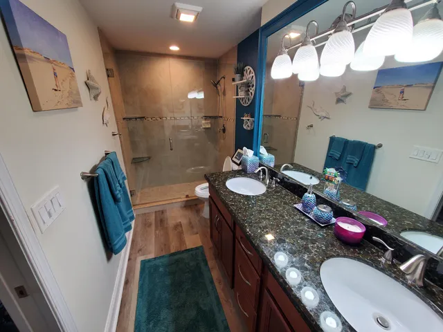 $279,999 | 1600 Northeast Dixie Highway, Unit 11202, Jensen Beach, FL 34957