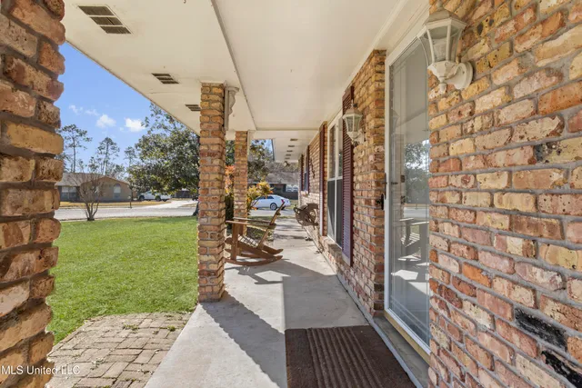 $299,000 | 515 Mockingbird Drive, Long Beach, MS 39560