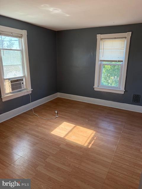 400 East Washington Street, Unit B Riverside, NJ 08075 - Photo 4 of 8 Living Room