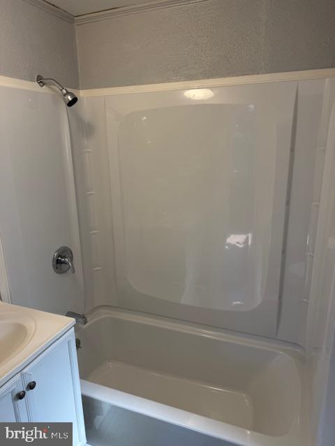 400 East Washington Street, Unit B Riverside, NJ 08075 - Photo 5 of 8 Bathroom