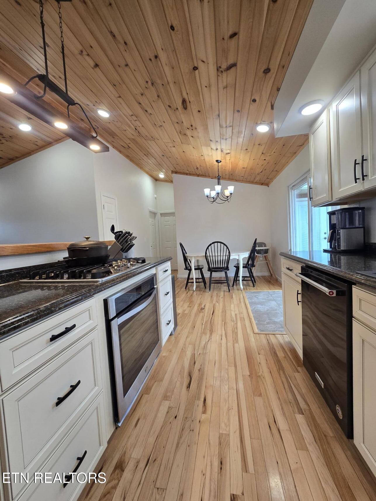 806 Cooper Lake Road Oneida, TN 37841 - Photo 12 of 46 20260304_103710