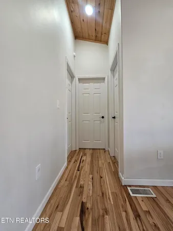 $365,000 | 806 Cooper Lake Road, Oneida, TN 37841