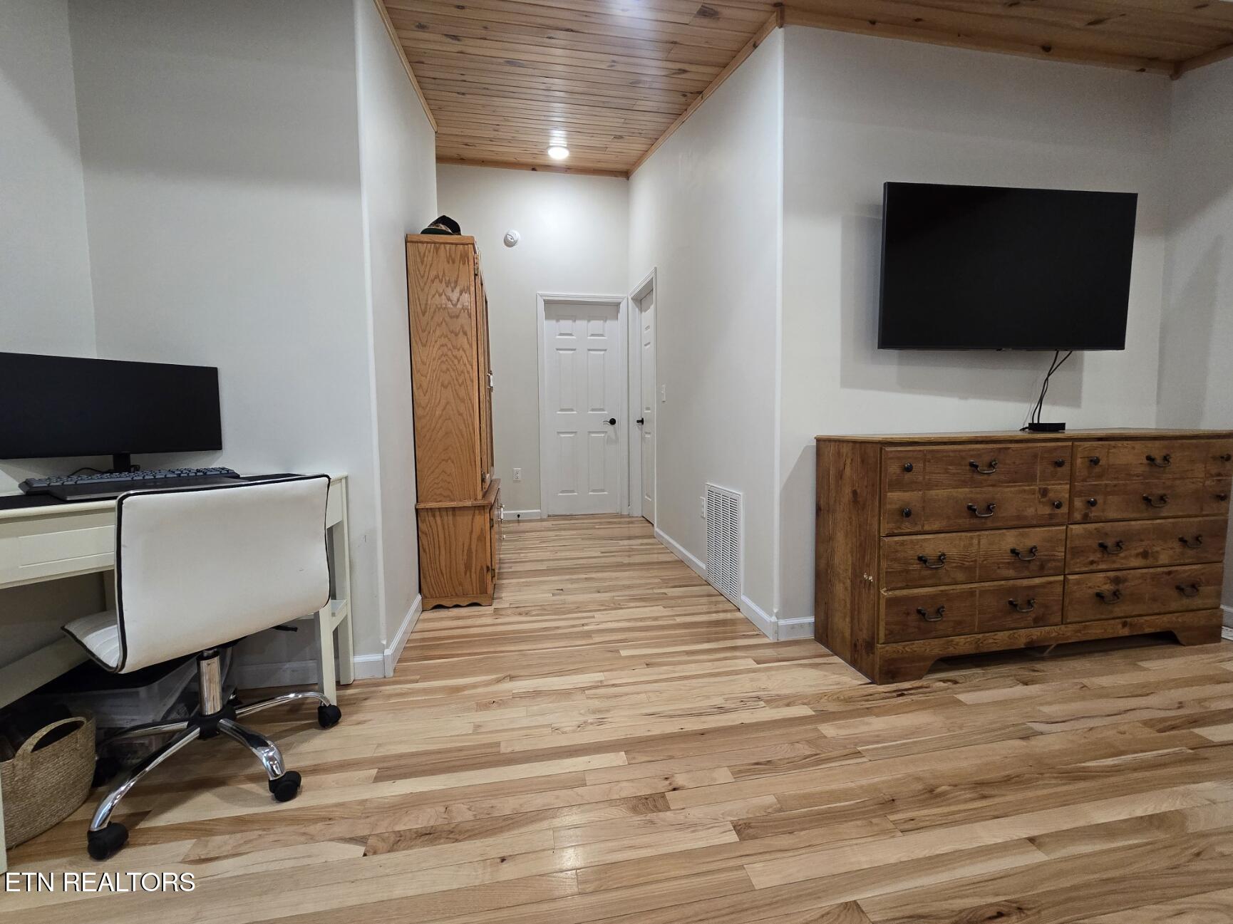 806 Cooper Lake Road Oneida, TN 37841 - Photo 20 of 46 20260304_104514