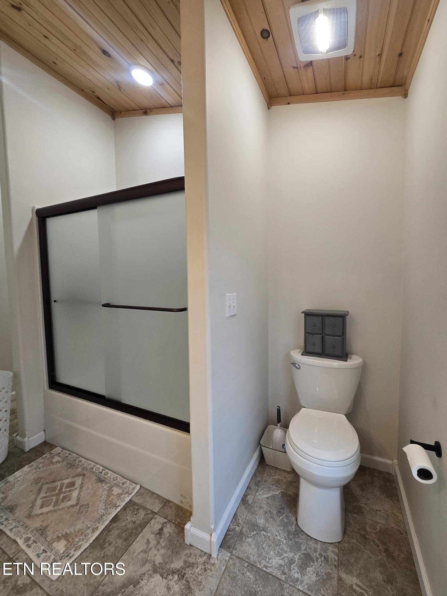 806 Cooper Lake Road Oneida, TN 37841 - Photo 30 of 46 20260304_104025